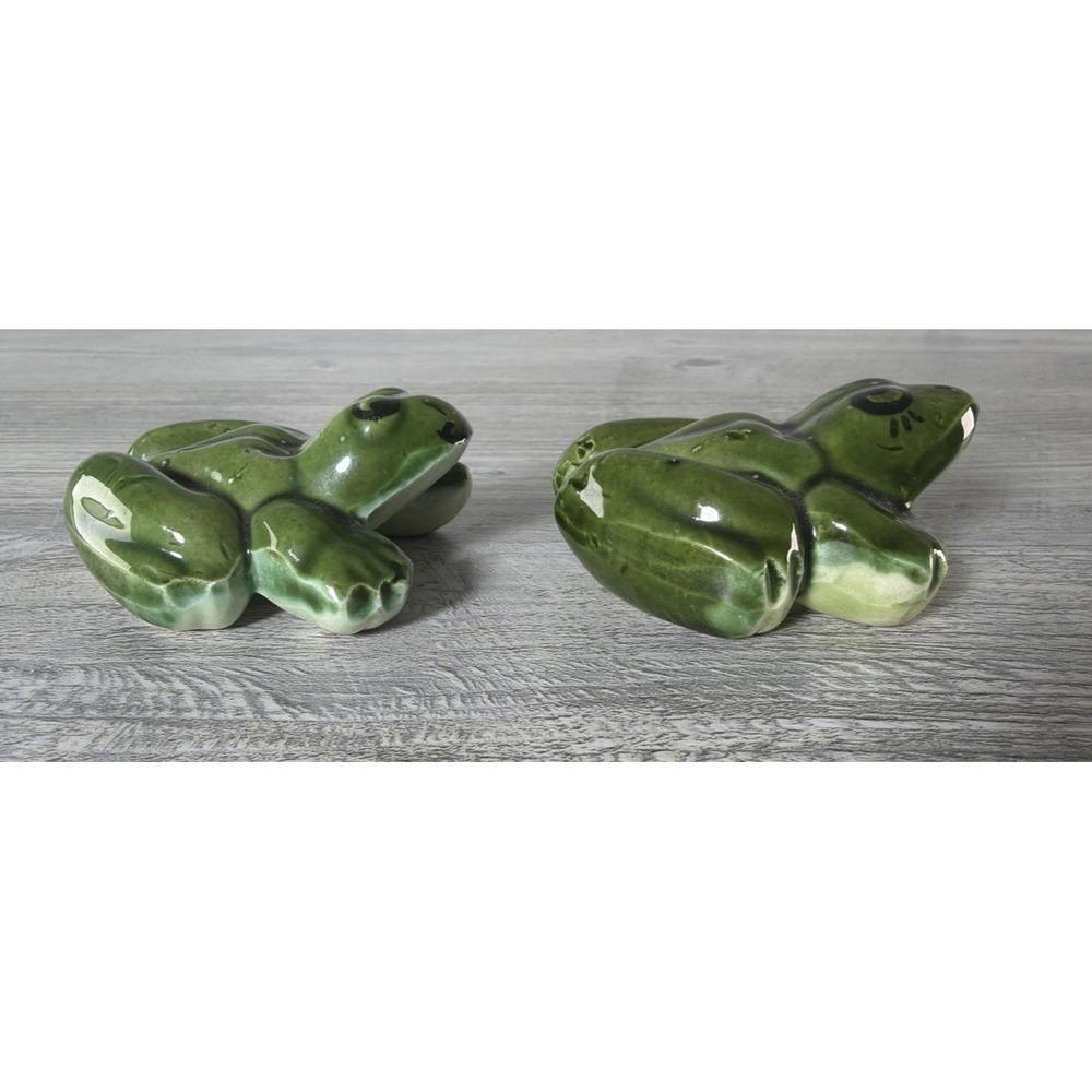 Vintage Glazed Anatomically Correct Ceramic Frogs Naughty Male And Female 2.5" - Picture 8 of 10